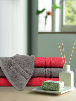 CORE Designed by SPACES - Seasons Best Quick Dry Multicolour 380 Gsm 4 Bath Towels