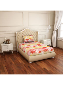 CORE Designed by SPACES - 104 TC Red Geometric Cotton 1 Single Bedsheet With 1 Pillow Cover