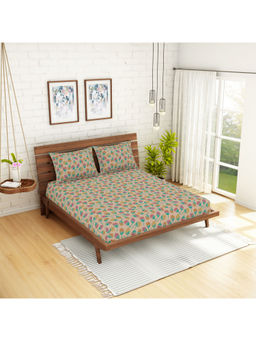 CORE Designed by SPACES - 104 TC Brown Floral Cotton 1 Queen Bedsheet With 2 Pillow Covers