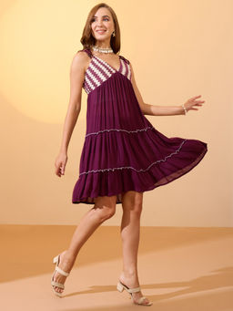 Globus - Burgundy Crochet Pattern Tie-Up Sleeves A-Line Tiered Mini Dress