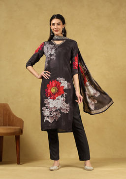 House of Chikankari - Women's Black Muslin Printed Kurta and Pant with Dupatta