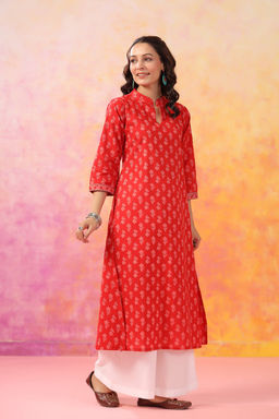 DIMPLE DESIGN STUDIO - Red Paisley A-Line Kurta