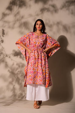 DIMPLE DESIGN STUDIO - Pink Floral Kaftan
