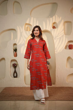 DIMPLE DESIGN STUDIO - Women Red smile big laugh often Kurta