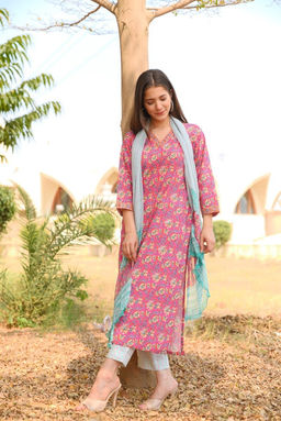 DIMPLE DESIGN STUDIO - Women Pink Suit Set