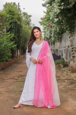 DIMPLE DESIGN STUDIO - White Lucknowi Chikankari Suit Set