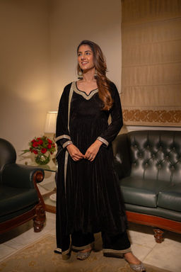 DIMPLE DESIGN STUDIO - Black Anarkali Velvet Set