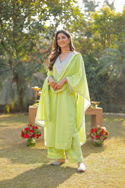 DIMPLE DESIGN STUDIO - Lime Silver Velvet Suit Set