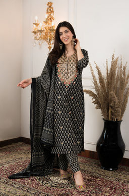 DIMPLE DESIGN STUDIO - Black Cotton Gota Suit Set