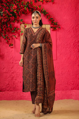 DIMPLE DESIGN STUDIO - Noor Chanderi Suit Set