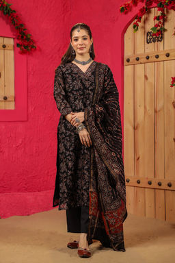 DIMPLE DESIGN STUDIO - Kimaya Chanderi Suit Set