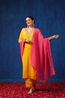 DIMPLE DESIGN STUDIO - Yellow Crepe Zardozi Suit Set