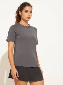 CLOTHWIK - Women Solid Fitted Workout T-Shirt Grey T-Shirt