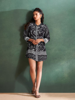 KAFTANIZE - Black Crepe Floral Printed Three Fourth Sleeve Tunic