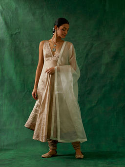 Vinusto - Beige Kurta With Churidar And Katan Dupatta (Set of 3)