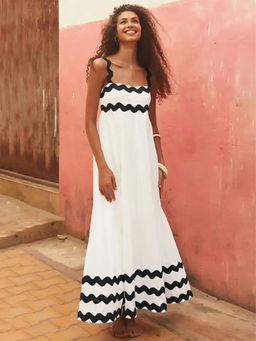 MISS MOSA BY AKANKSHA - Finn Holiday Maxi Black Dress