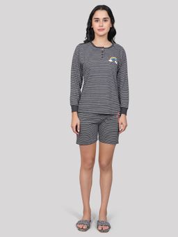 evolove - Grey Stripes T-Shirt and Shorts