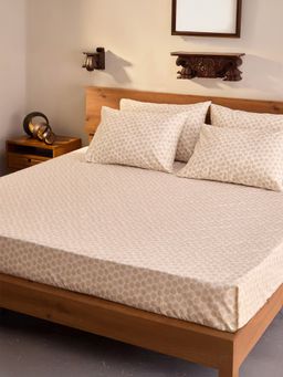 Unalome - Sea Shells 200 Tc Single Flat Bedsheet with Two Pillow Covers