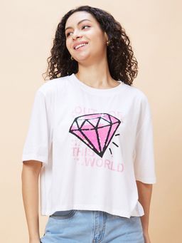 Globus - Women White Graphic Print Round Neck Boxy Fit Casual Crop T-Shirt