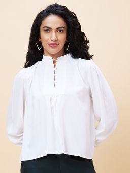 Globus - Women White Solid High Neck Casual Top