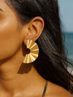 I Jewels - Gold Toned Statement Stud Earrings
