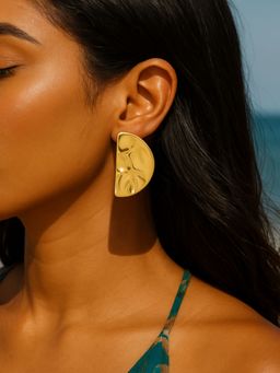 I Jewels - Gold Toned Statement Stud Earrings