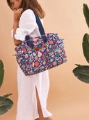 Navy Blue color option, Sold out, Currently selected