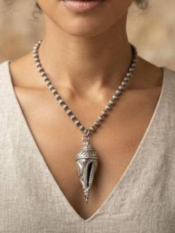 VENI - 92.5 Silver Plated Oxidized Necklace