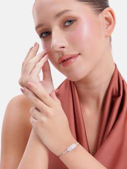 MINOUS - 925 Silver Petal Whisper Open Cuff