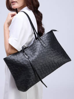 Twenty Dresses by Nykaa Fashion - Black Woven Textured Tote Bag For Women