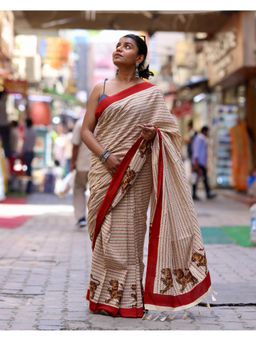 Rihaa - Beige Sherni Border Bagru Print Saree with Unstitched Blouse