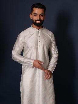 Lightpole - Green Embroidered Men Ethnic Kurta