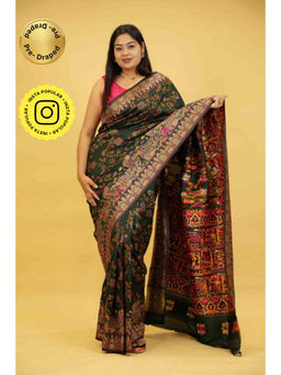 Isadora Life - Womens Printed Green Pre-Draped Saree with Unstitched Blouse
