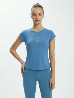 Cardio Bunny - Women's Body-Contoured Slim Fit T-Shirt