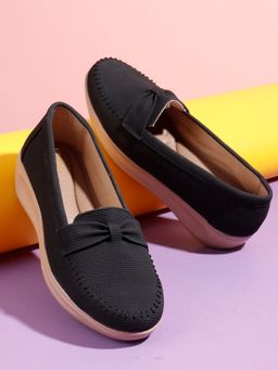VYSTIQ - Black Stylish Comfort Loafers for Women