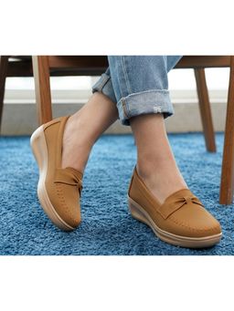 VYSTIQ - Tan Stylish Comfort Loafers for Women