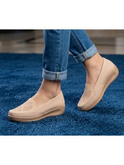 VYSTIQ - Cream Stylish Comfort Loafers for Women