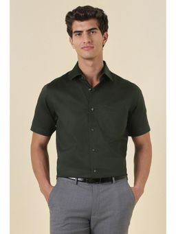 Allen Solly - Men Green Solid Half Sleeves Formal Shirt
