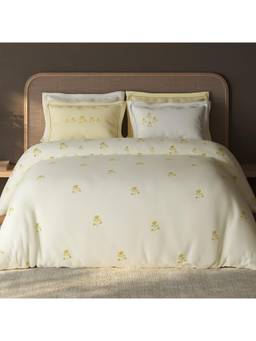 SPACES - Sierra Light Yellow Floral 100% Hygro Cotton Large Bedsheet with Pillow Covers