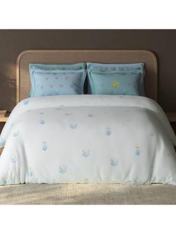 SPACES - Sierra White Floral 100% Hygro Cotton Large Bedsheet with Pillow Covers