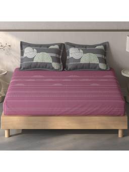 SPACES - Fiora Dark Blush Geometric 100% Cotton Queen Fitted Bedsheet with Pillow Covers