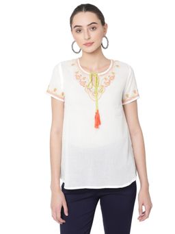 SAVI - White Ethnic Motifs Embroidered Top