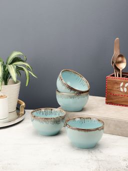 VarEesha - Tranquil Blue Ceramic Snack Bowls Set of 4
