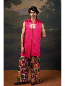 THETAA - Hand-Embroidered Logo Pink Kurta with Pant