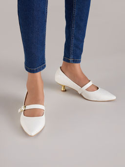 Twenty Dresses by Nykaa Fashion - White Self Textured Pointed Kitten Heels