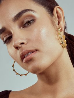 Isharya - Ayaana Pyramid Stud Hoops