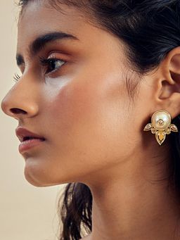 Isharya - Limelight Pearl And Mirror Flutter Stud Earrings