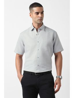Van Heusen - Men Grey Custom Fit Solid Half Sleeves Casual Shirt
