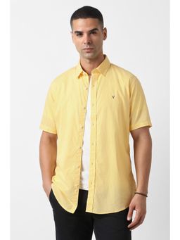 Van Heusen - Men Yellow Slim Fit Solid Half Sleeves Casual Shirt