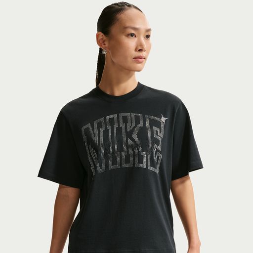Nike Sportswear Classic - Women's Loose T-Shirt